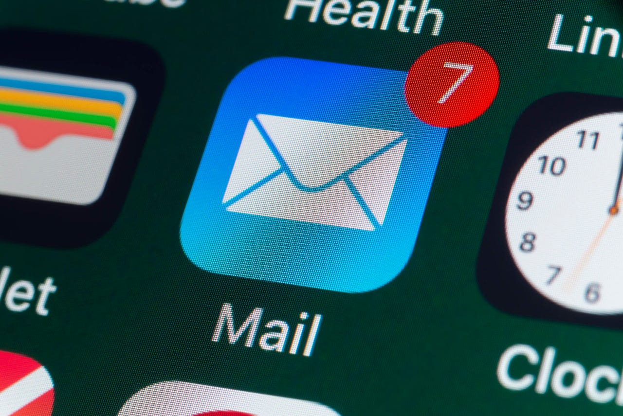 iPhone Mail App Experiencing Glitches; Temporary Fixes Explained
