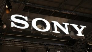 Sony to Outsource Flagship Xperia Smartphone Manufacturing