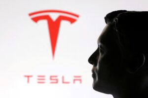 Tesla Stock Climbs Following Politico Report of Musk-White House Discussions