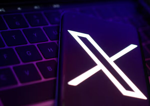 X Ramps Up Blue Checkmark Disclaimer to Avert Possible EU Sanctions
